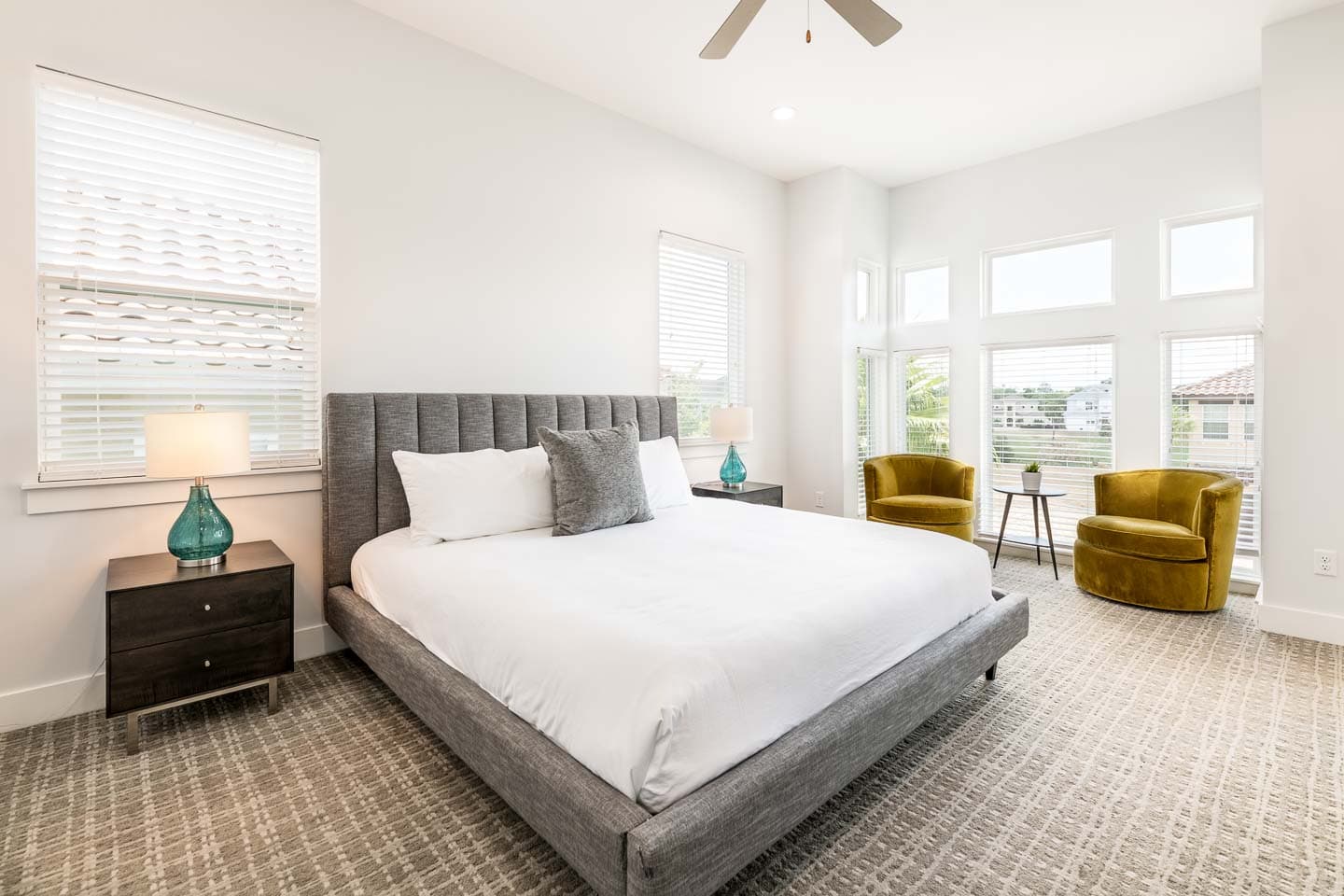 The Marvelously Mod Villa - Image 28