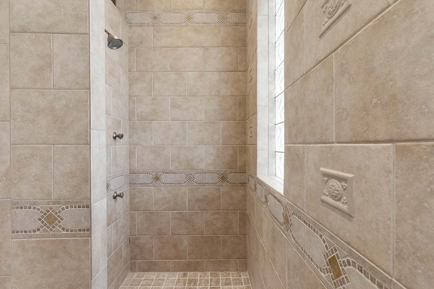 Gorgeous Golf-View Villa - Image 17