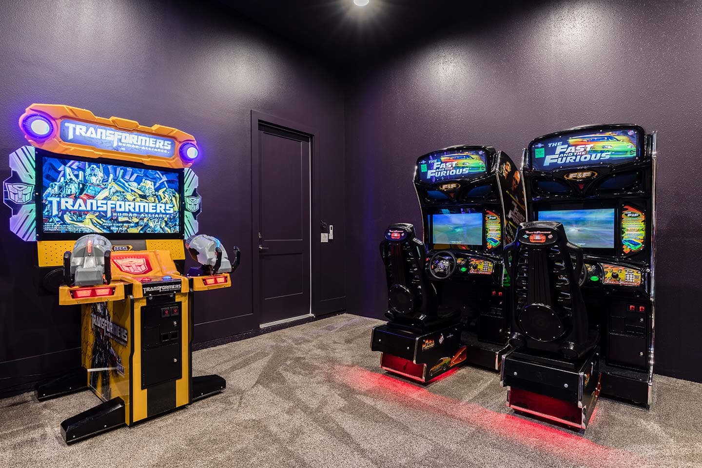 Modern Chic Mansion - Image 9