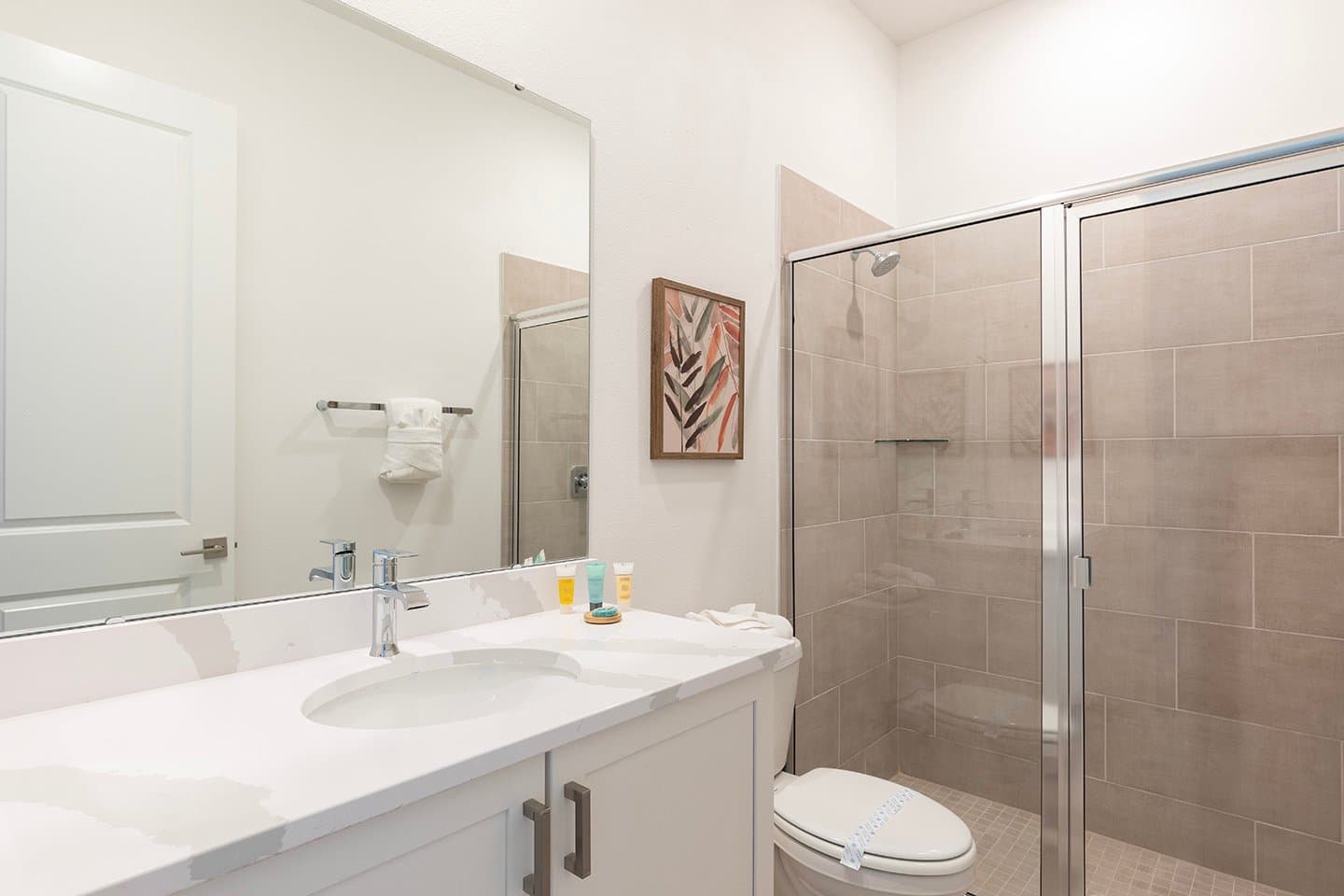 The Glamorous Getaway - Image 10