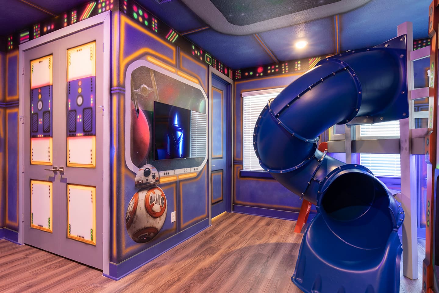 The Glamorous Getaway - Image 23