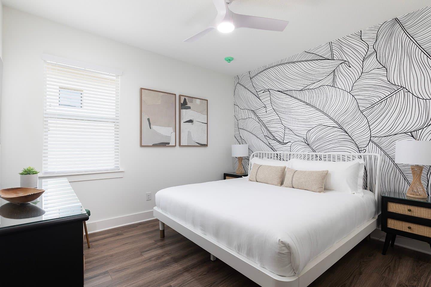 The Glamorous Getaway - Image 34