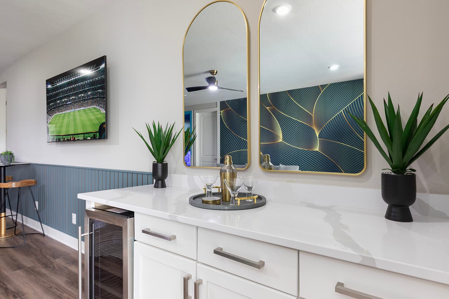 The Glamorous Getaway - Image 42