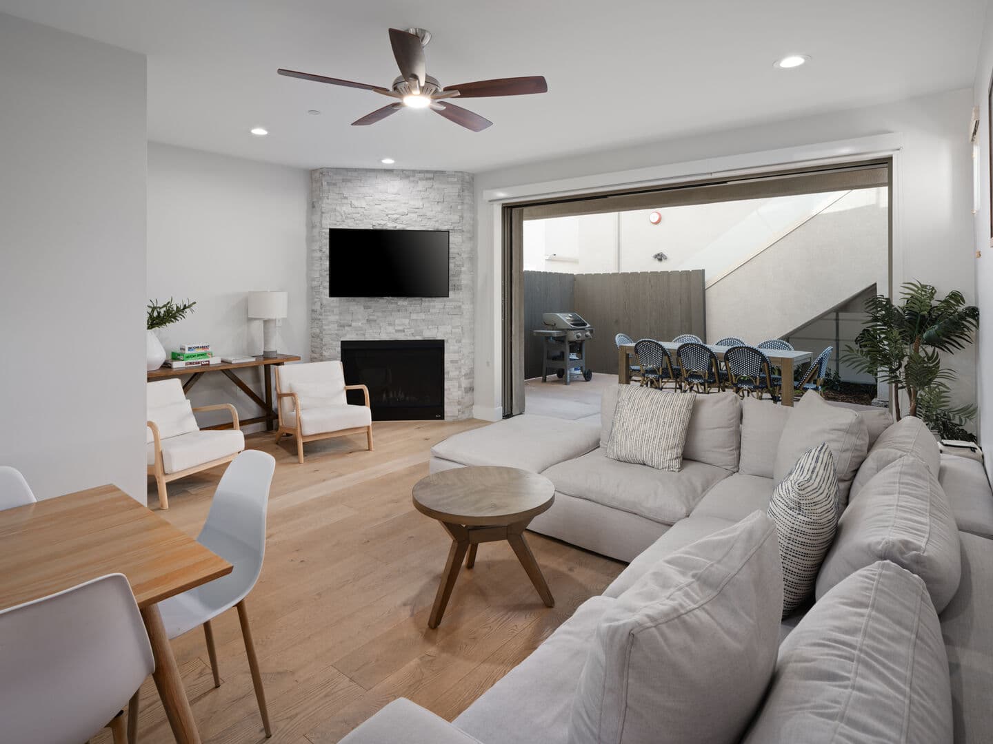 Sapphire Place - Image 4