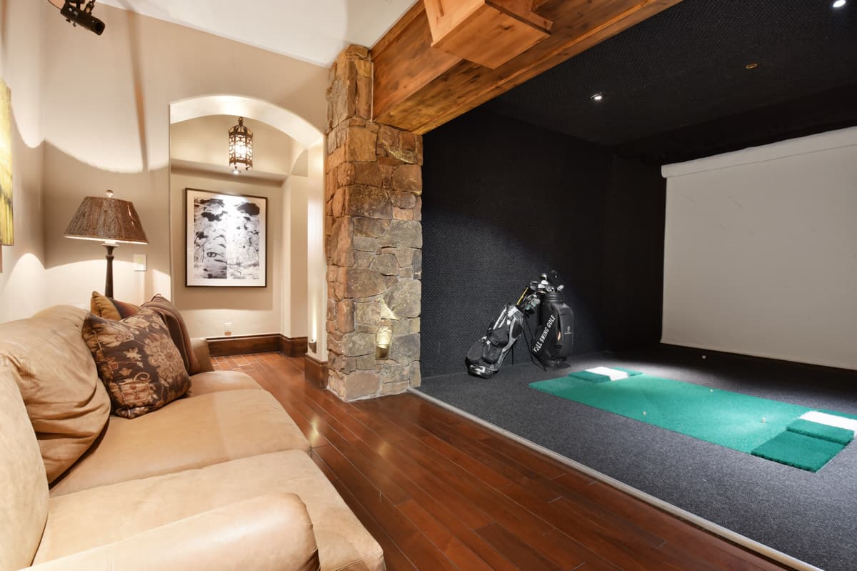 Ski Dream Home - Image 34