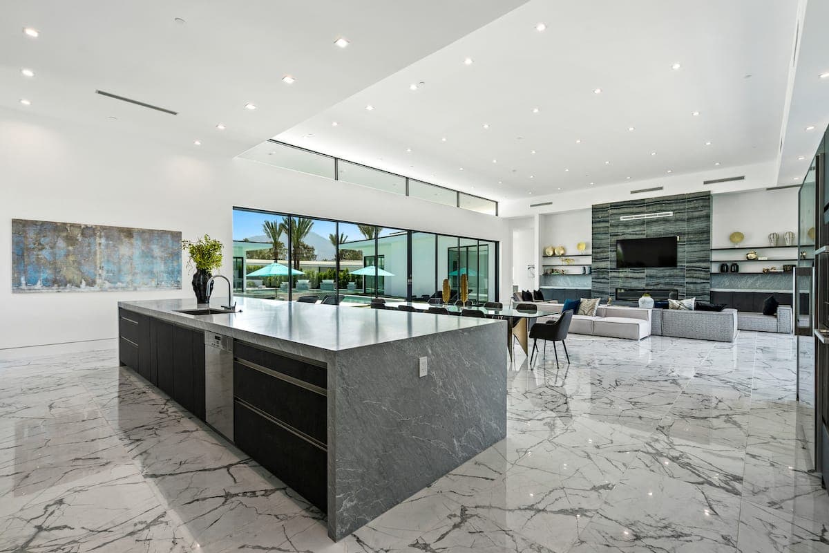 Bravo Villa #7 - Image 13