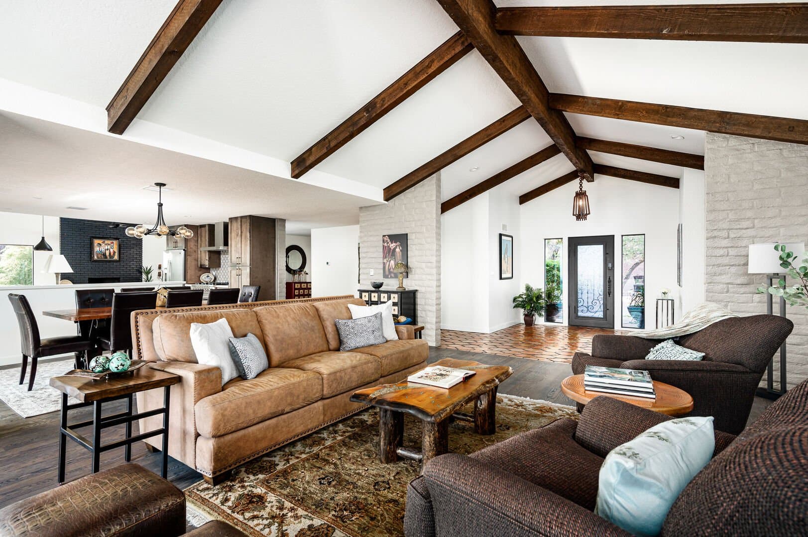 Rock House - Image 11