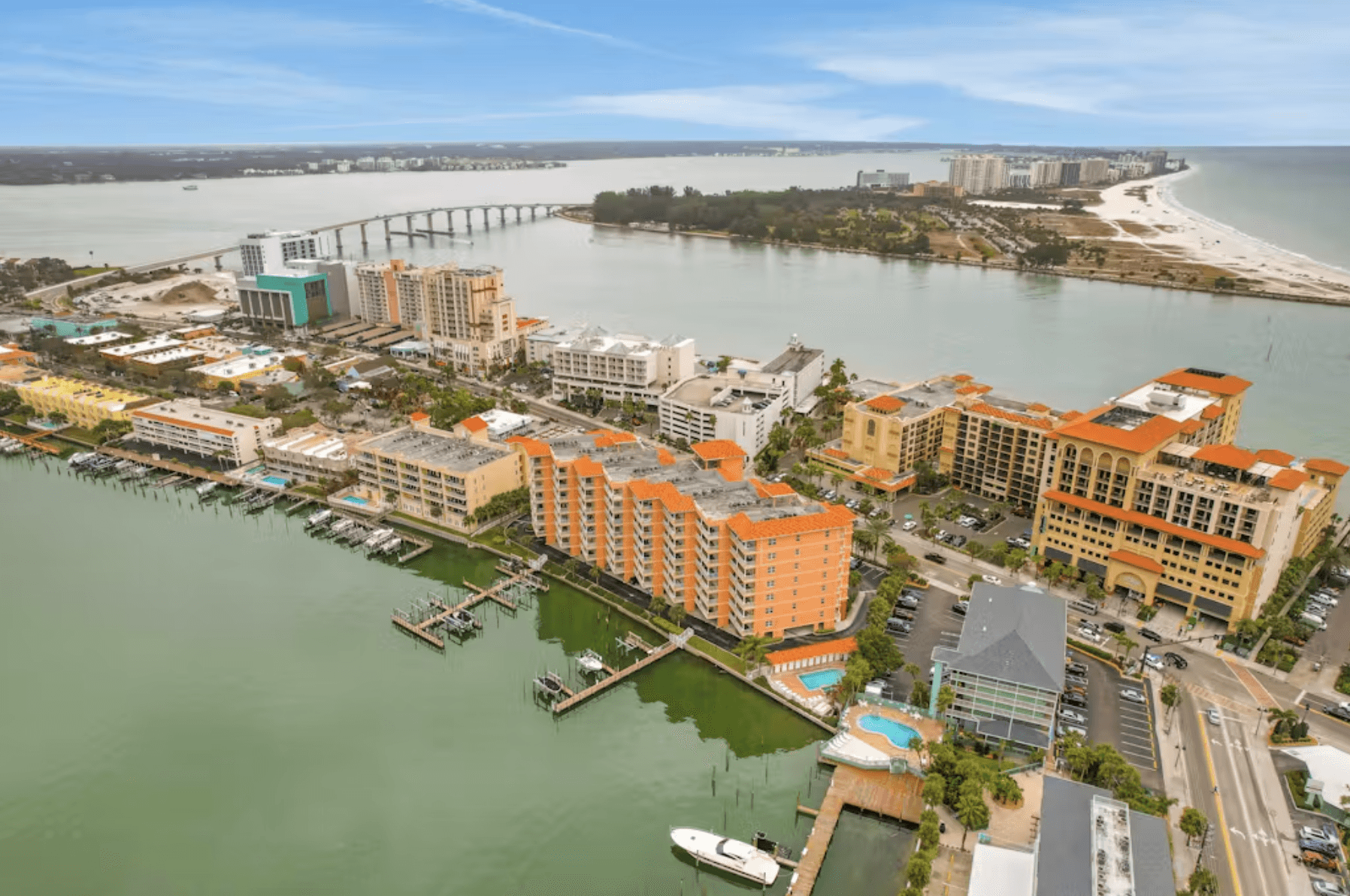 Harborview Grande Residence - Image 36