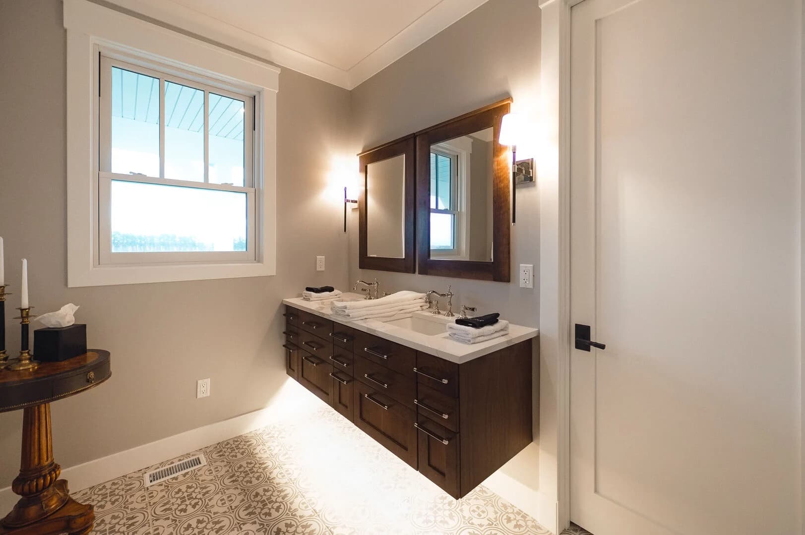 Ann Riley Farmhouse - Image 31