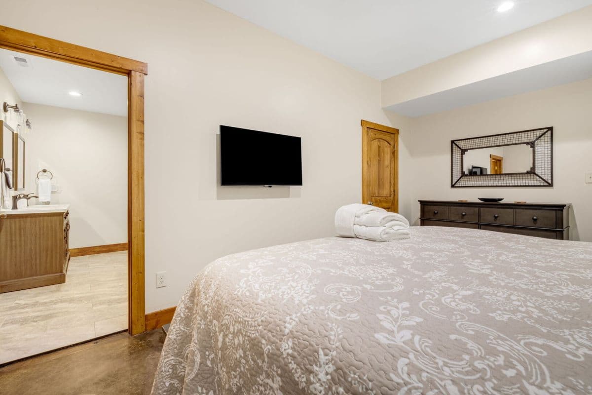 The Huntly Estate - Image 125