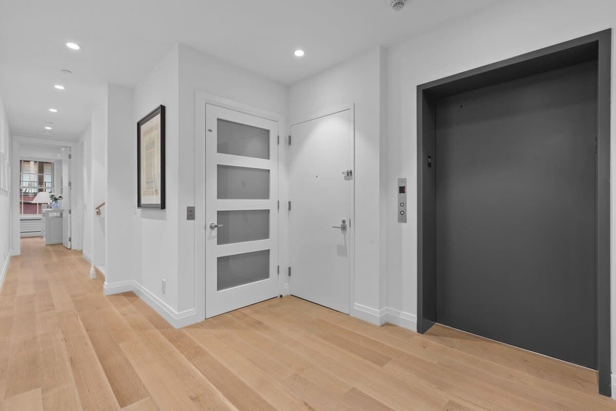 Madison Place - Image 12