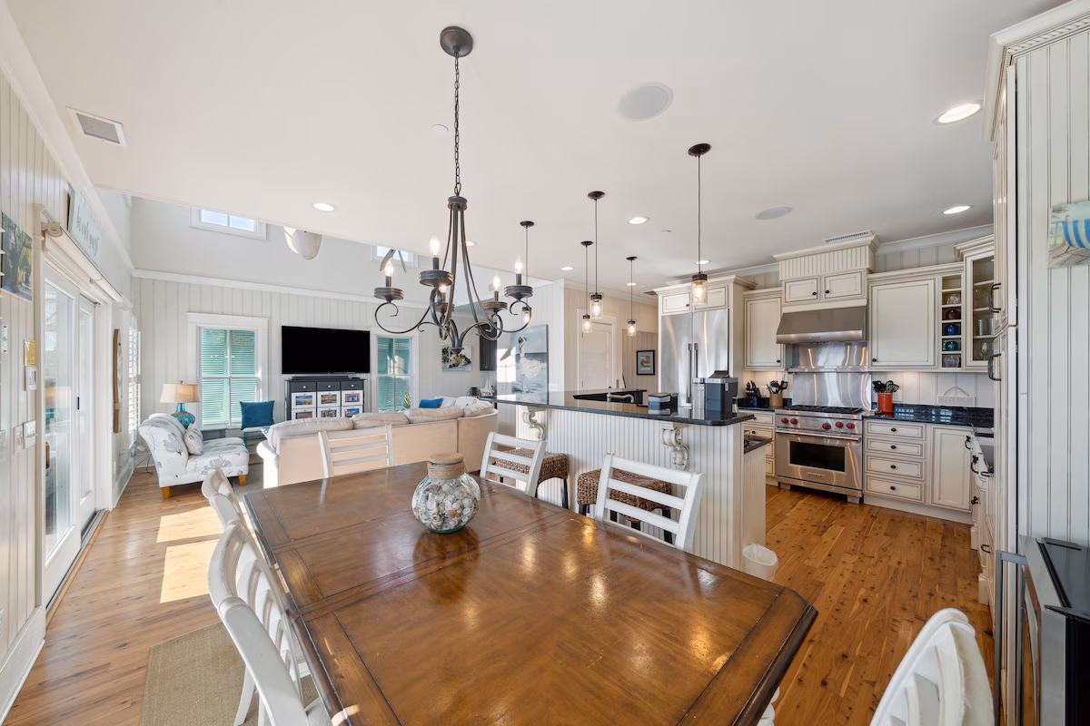 JC Long Villa - Image 7