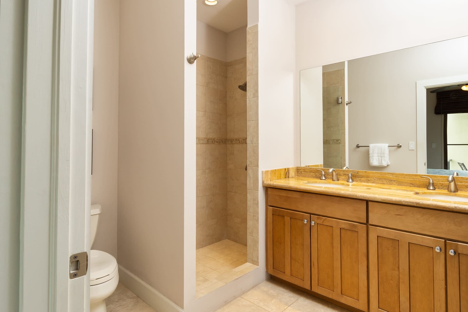 Lazy River Residence - Image 16