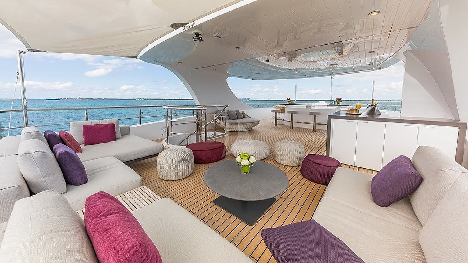 Big Sky Yacht - Image 4