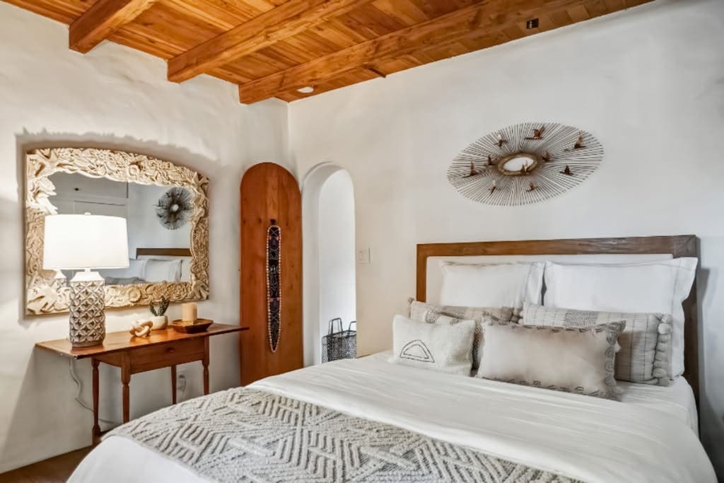 Hacienda Hideaway - Image 18