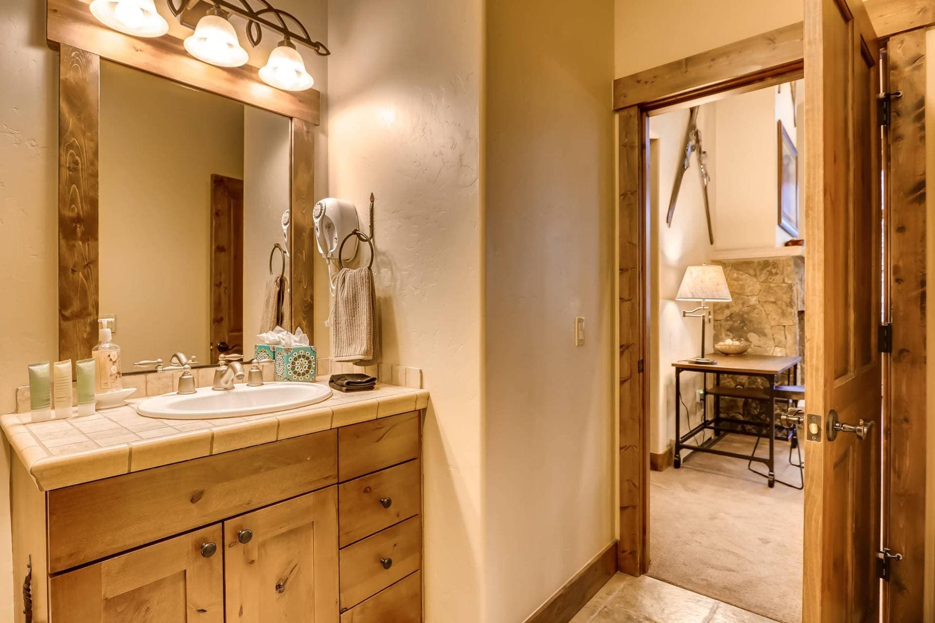 Mountain Thunder Home - Image 18