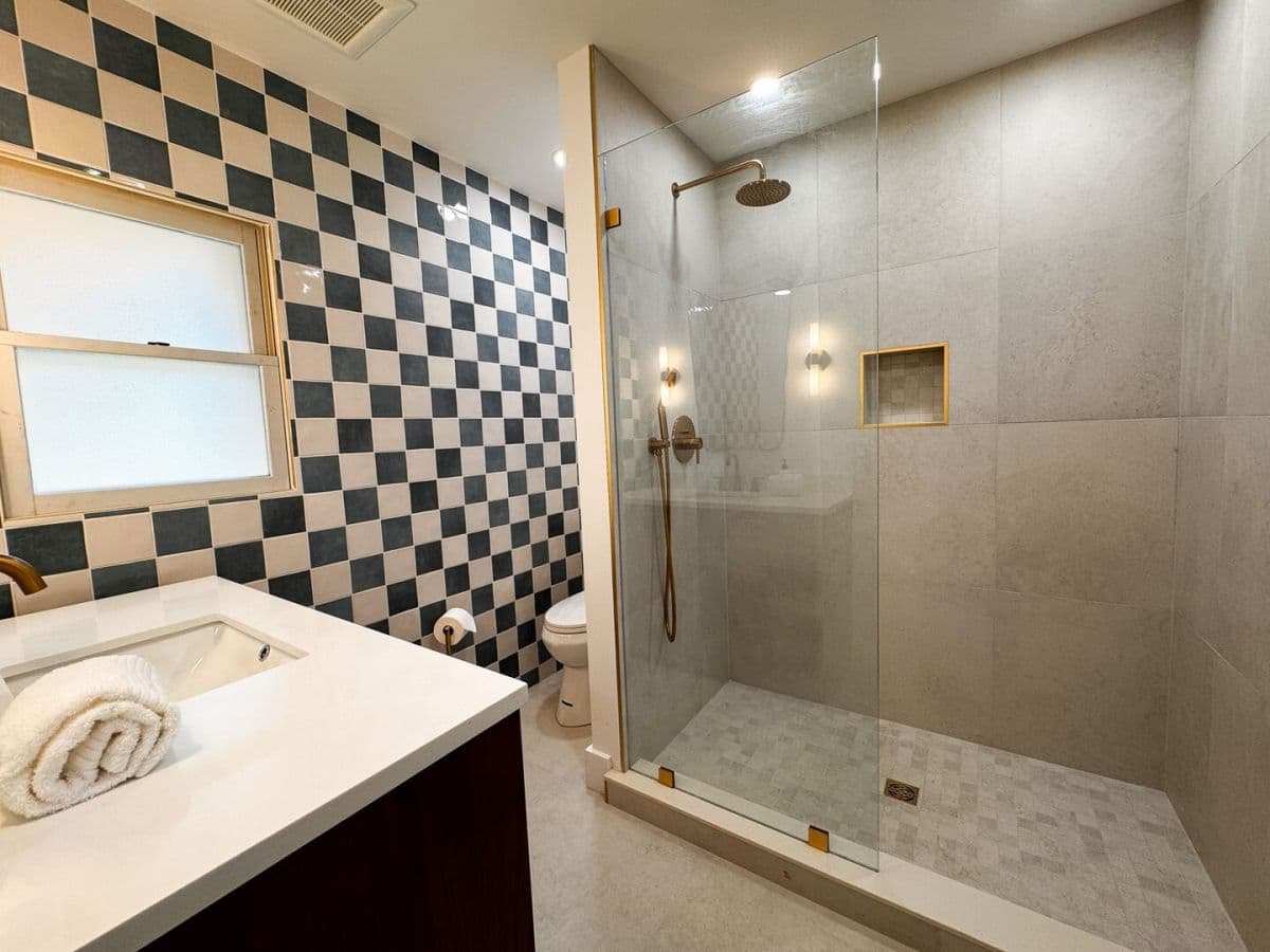 The Huntly Estate - Image 32