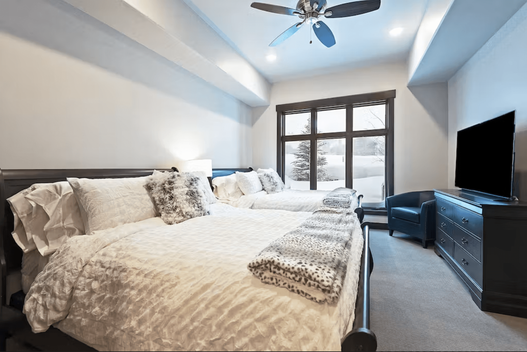 Blackstone 1F Home - Image 15