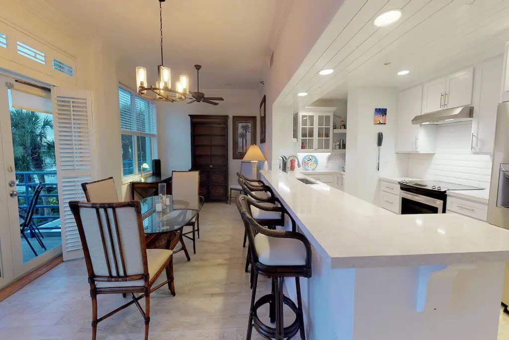 Sunset at Harbour Place - Image 2