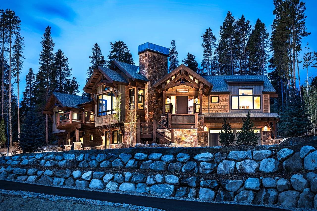 Hawk's Hideaway - Image 48