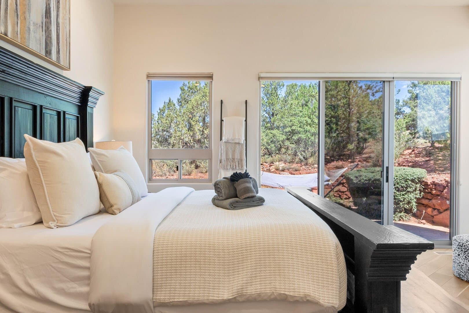 West Chateau - Image 58