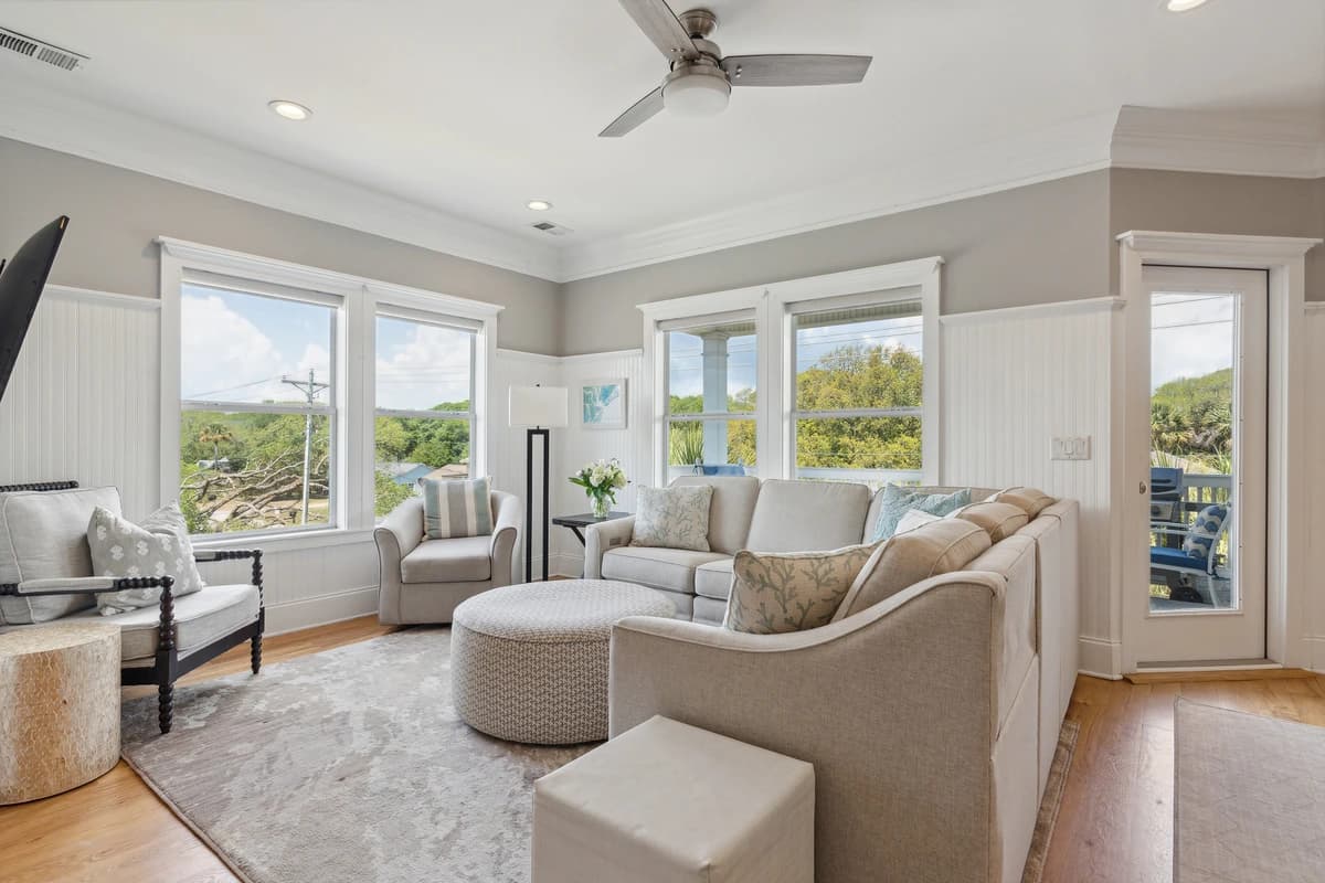 Cameron Palms - Image 4