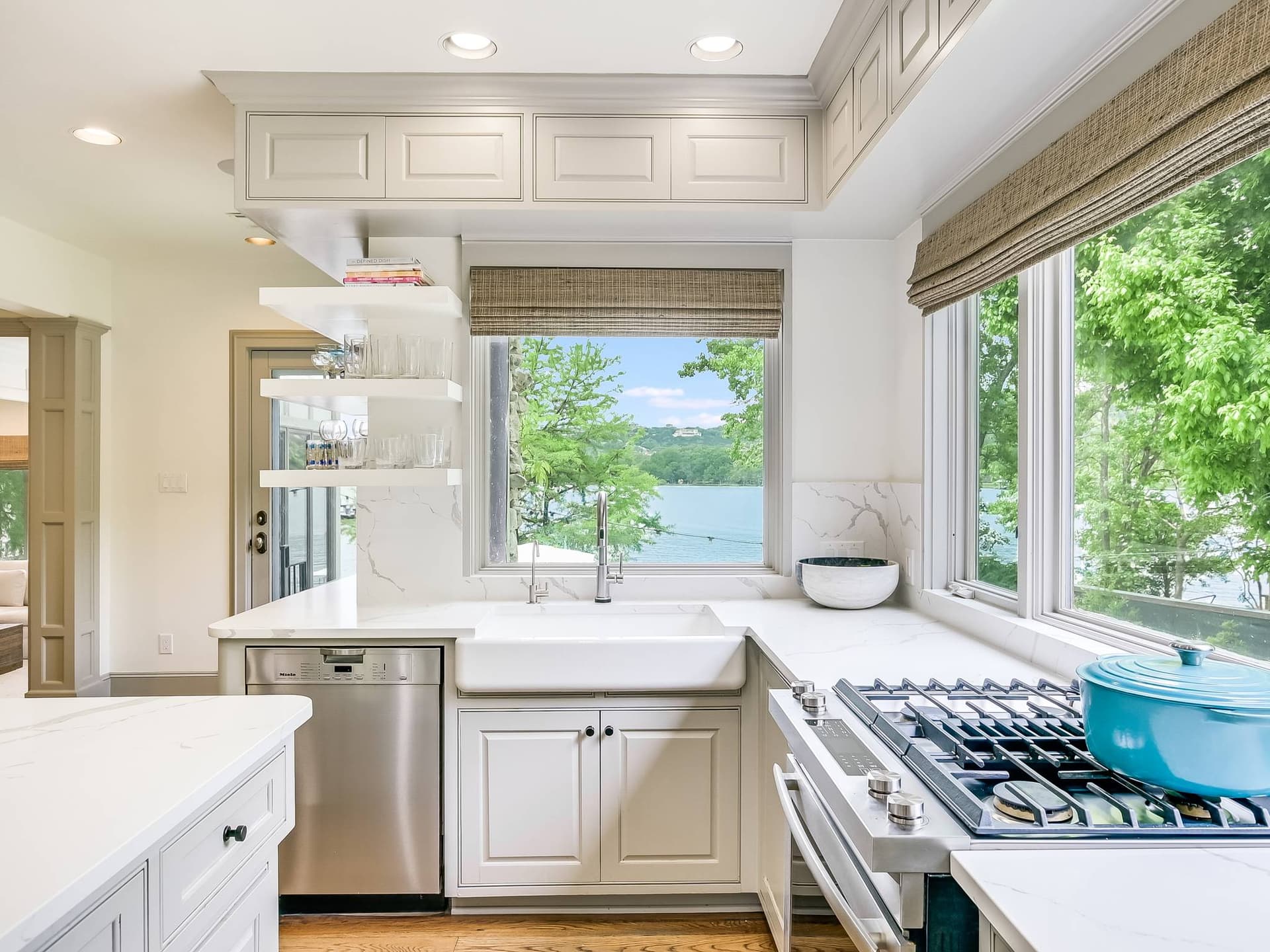 Manor on Lake Austin - Image 27