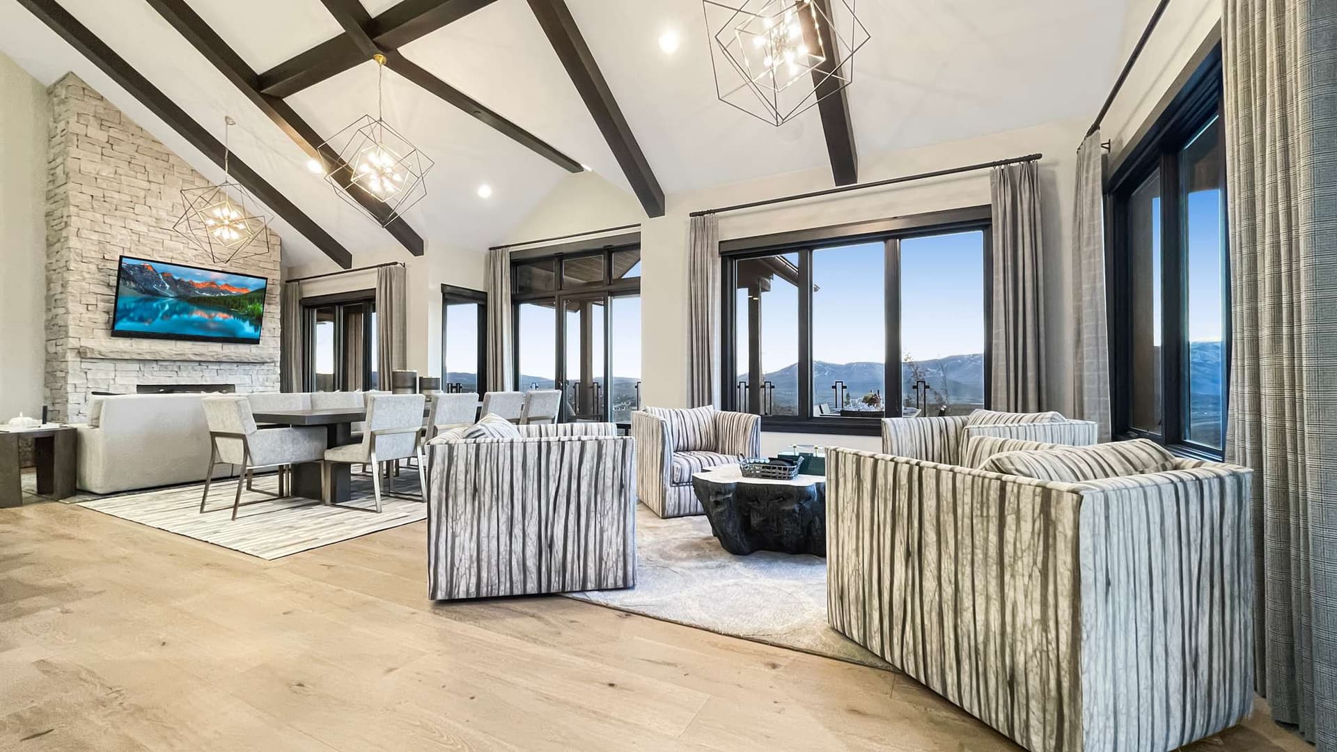 Grande Vistas Estate - Image 3