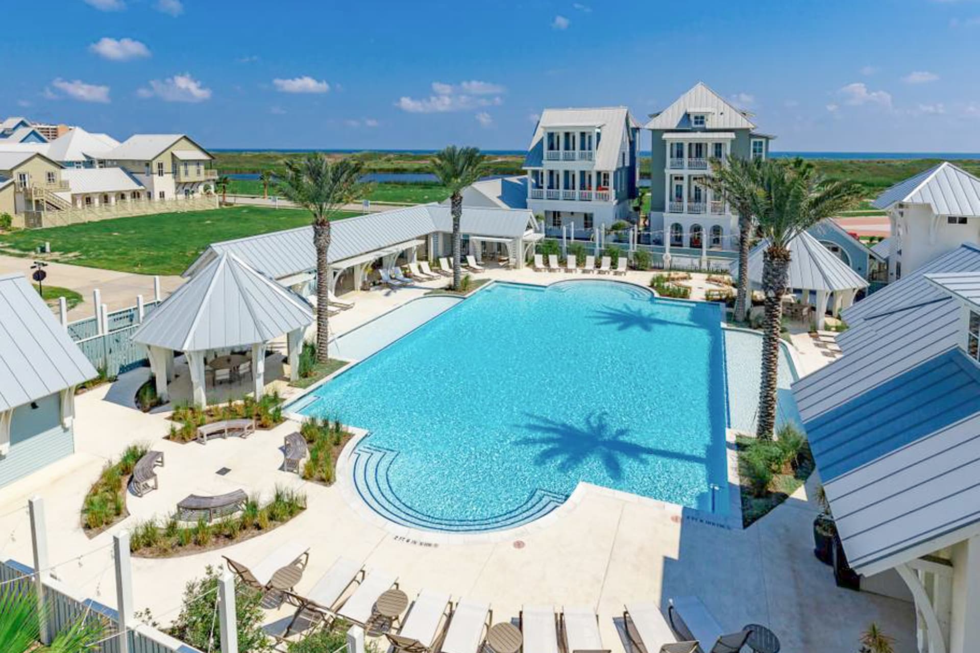 Wave and Sea House - Image 31