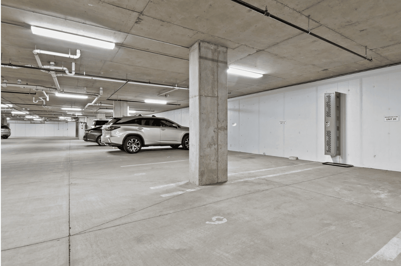 Alpine Abode - Image 17