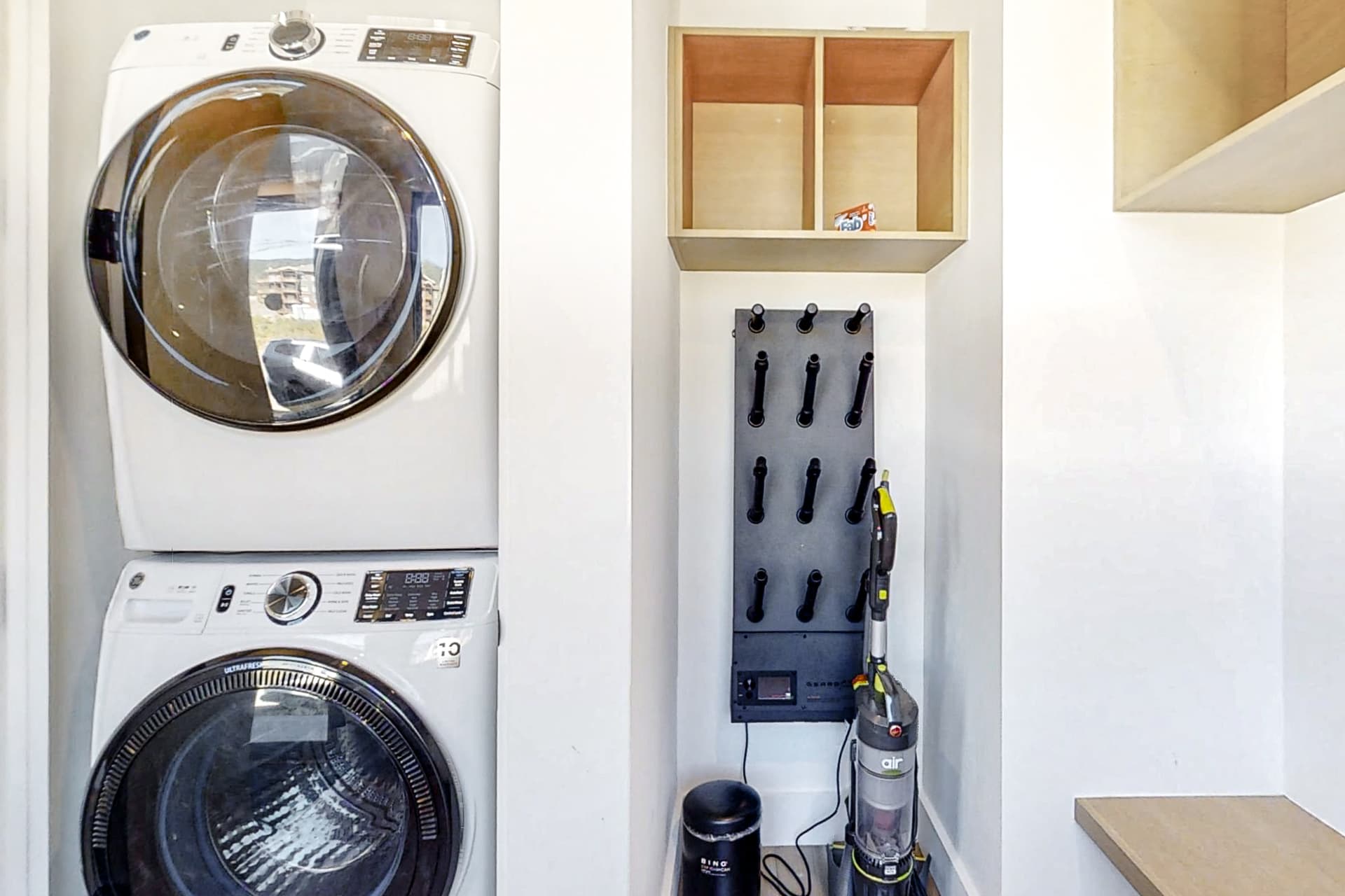 Ridgeline Oasis Place - Image 32