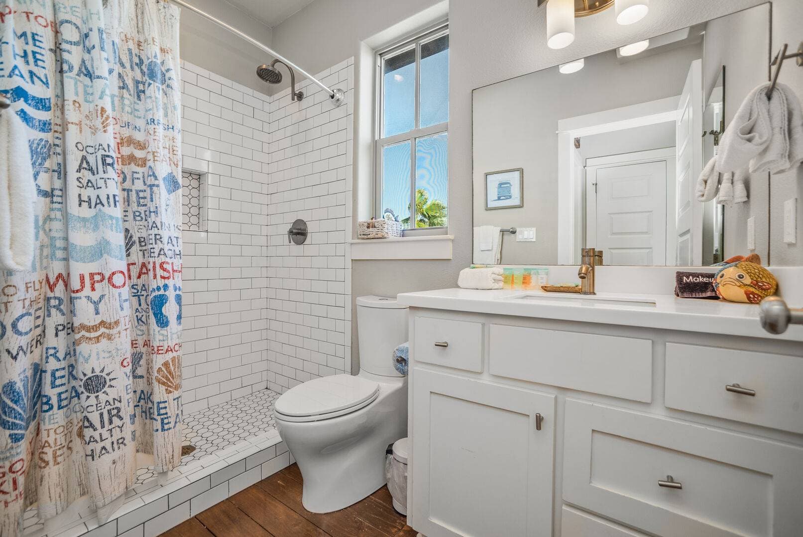 Oyster Sands Escape - Image 23