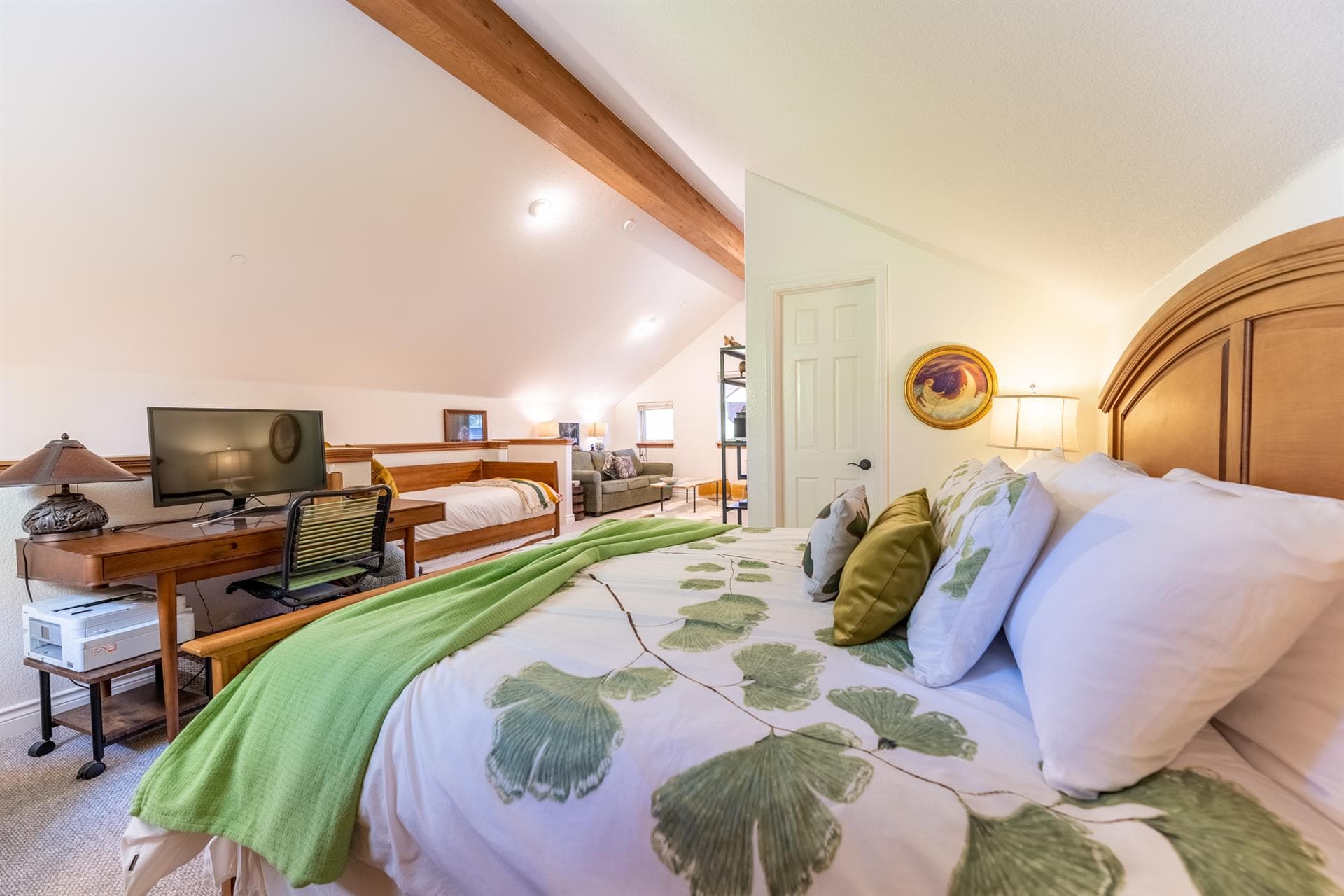 Retreat on the Blue - Image 22