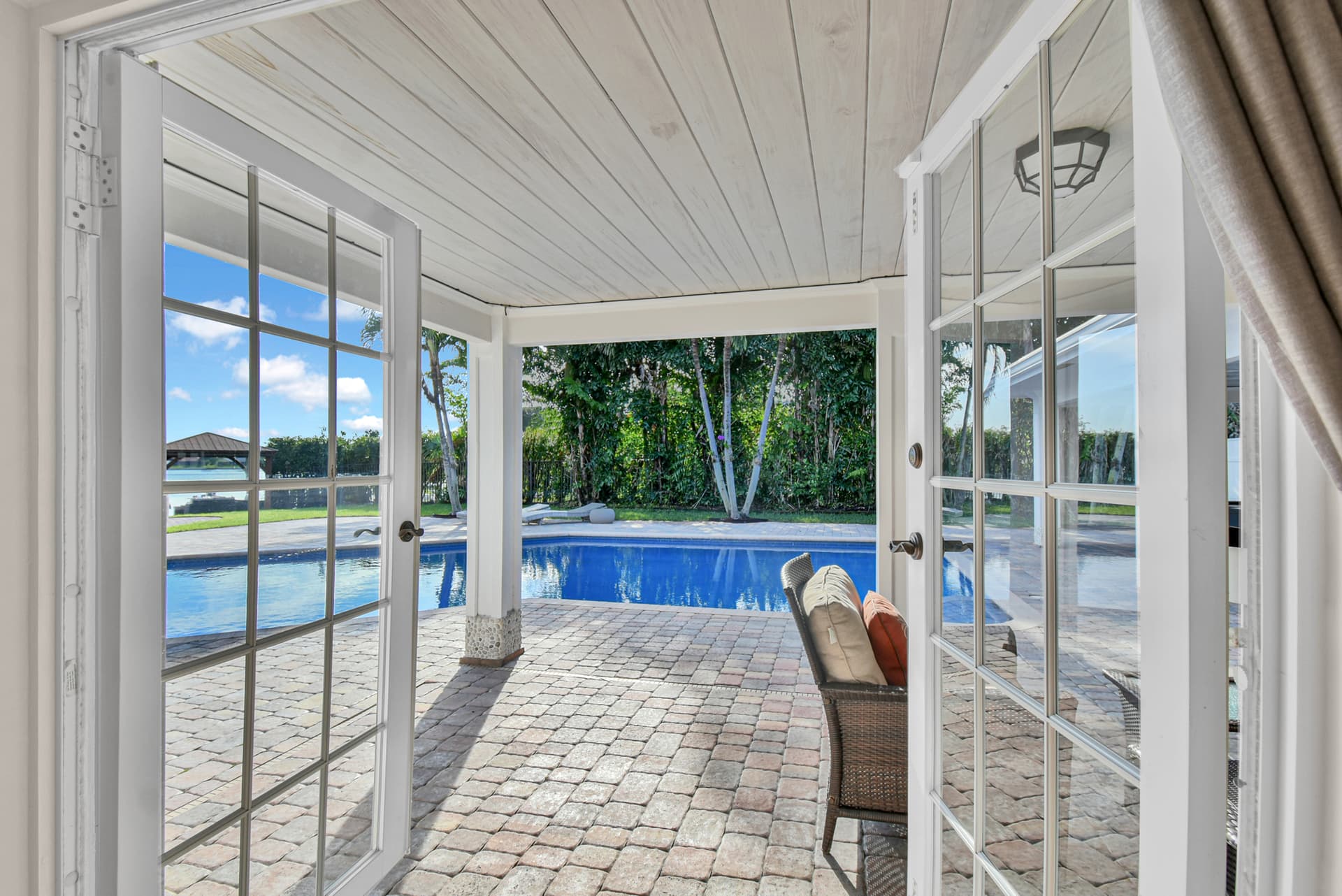 Diane House - Image 37