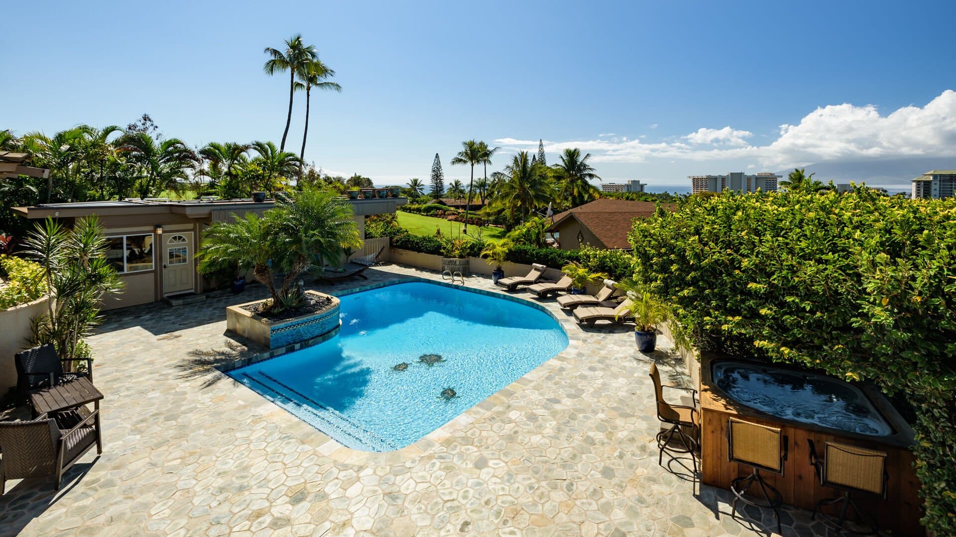 Summit Residence - Image 2