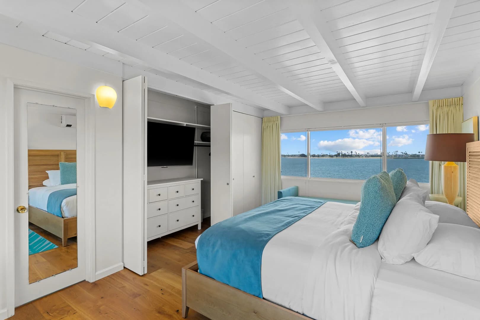 Sunsets on Riviera - Image 20