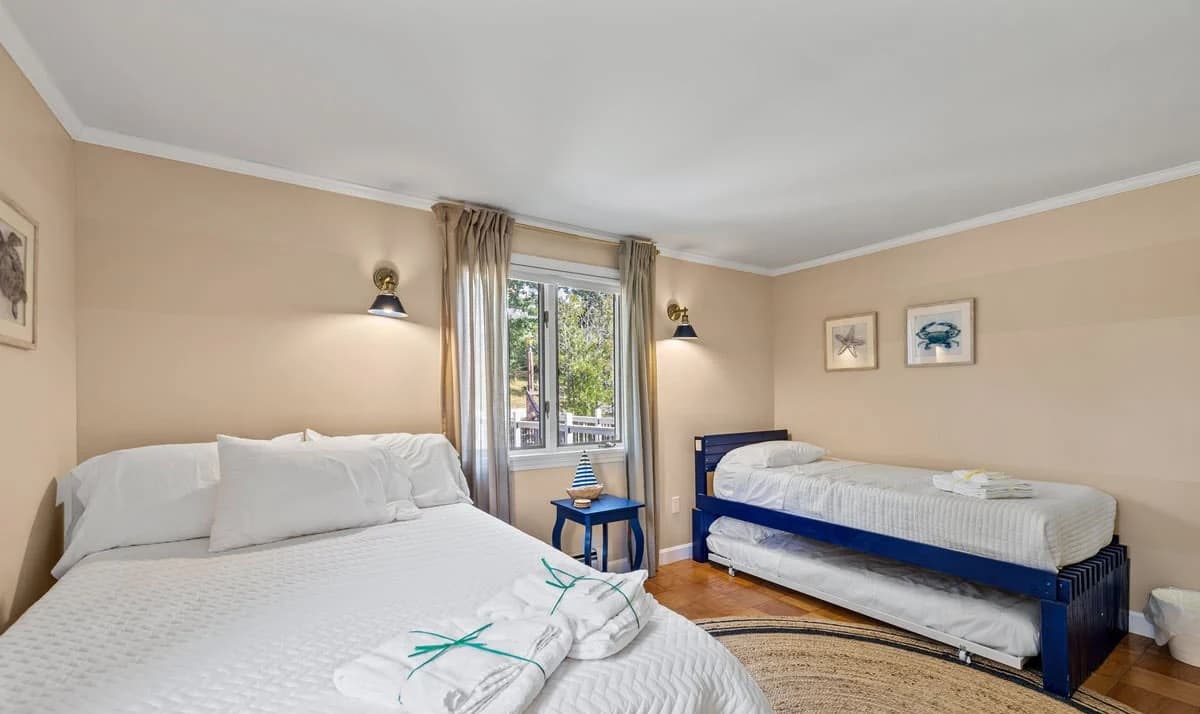 Over the Horizon - Image 10