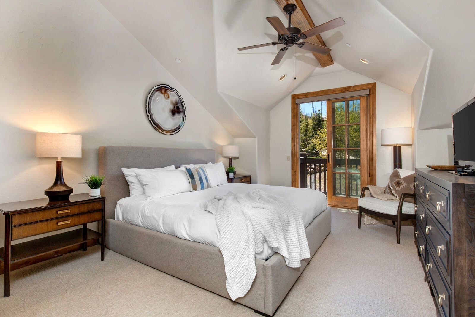 Star House - Image 19