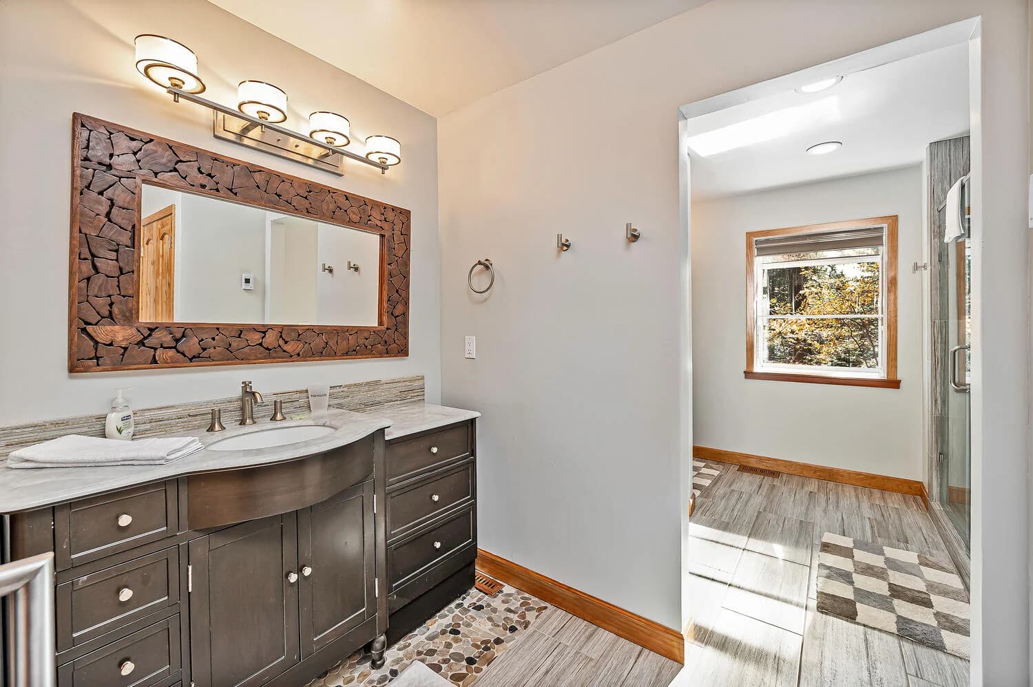 Lynda House - Image 12