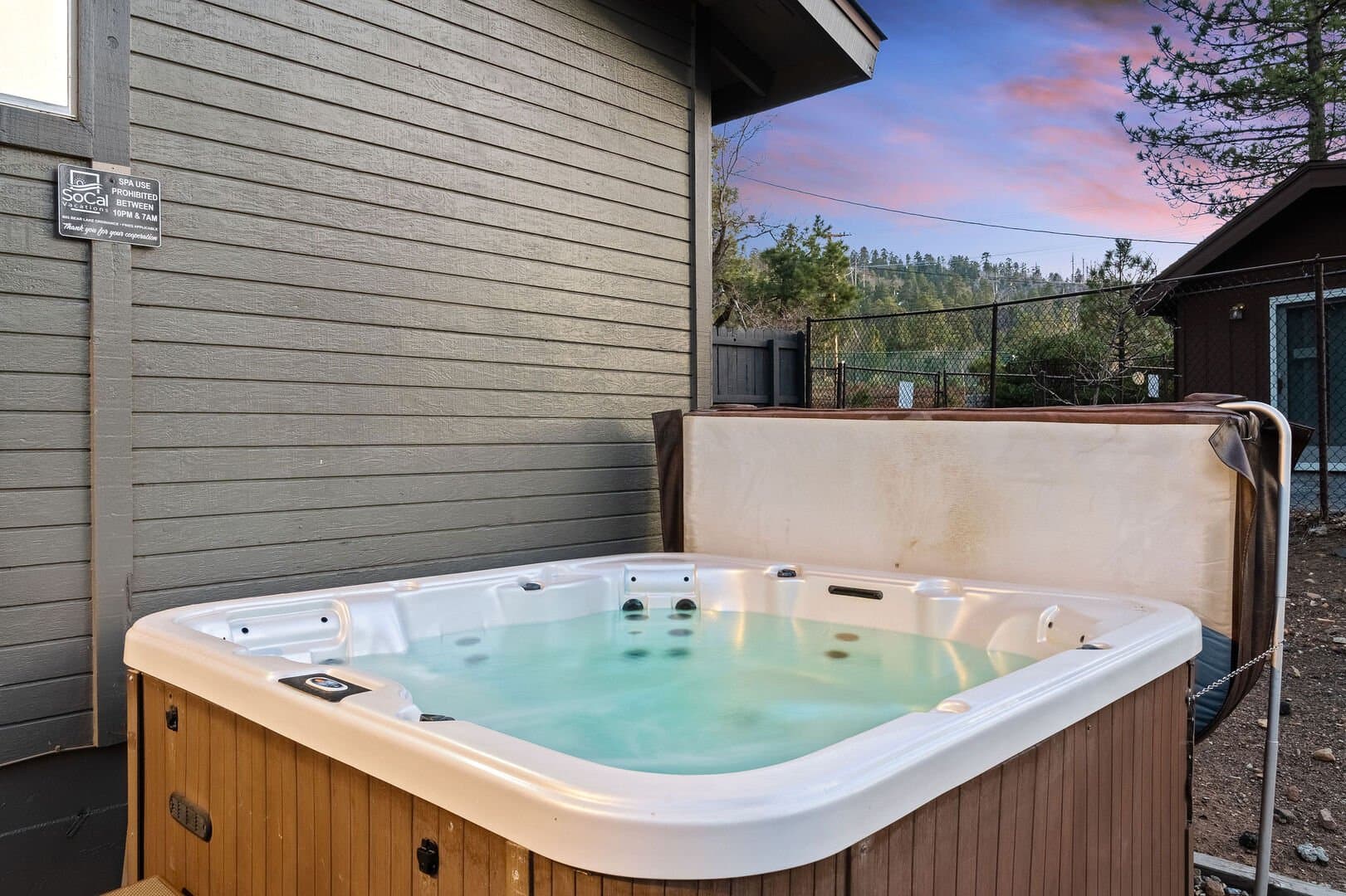 Summit House - Image 2