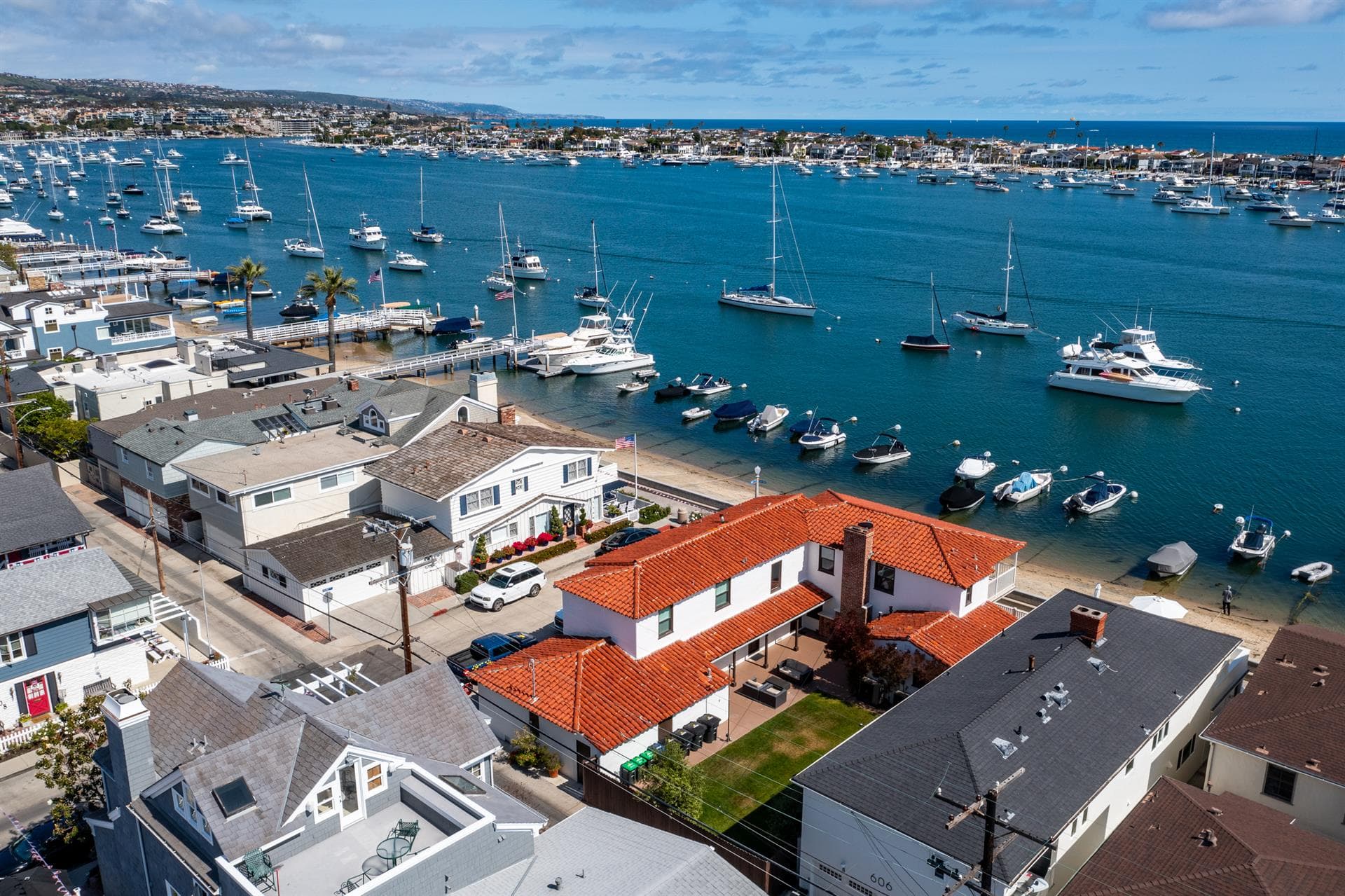 Harbor Beach Escape - Image 35