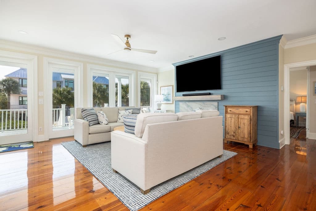 Blue Haven #06 - Image 33