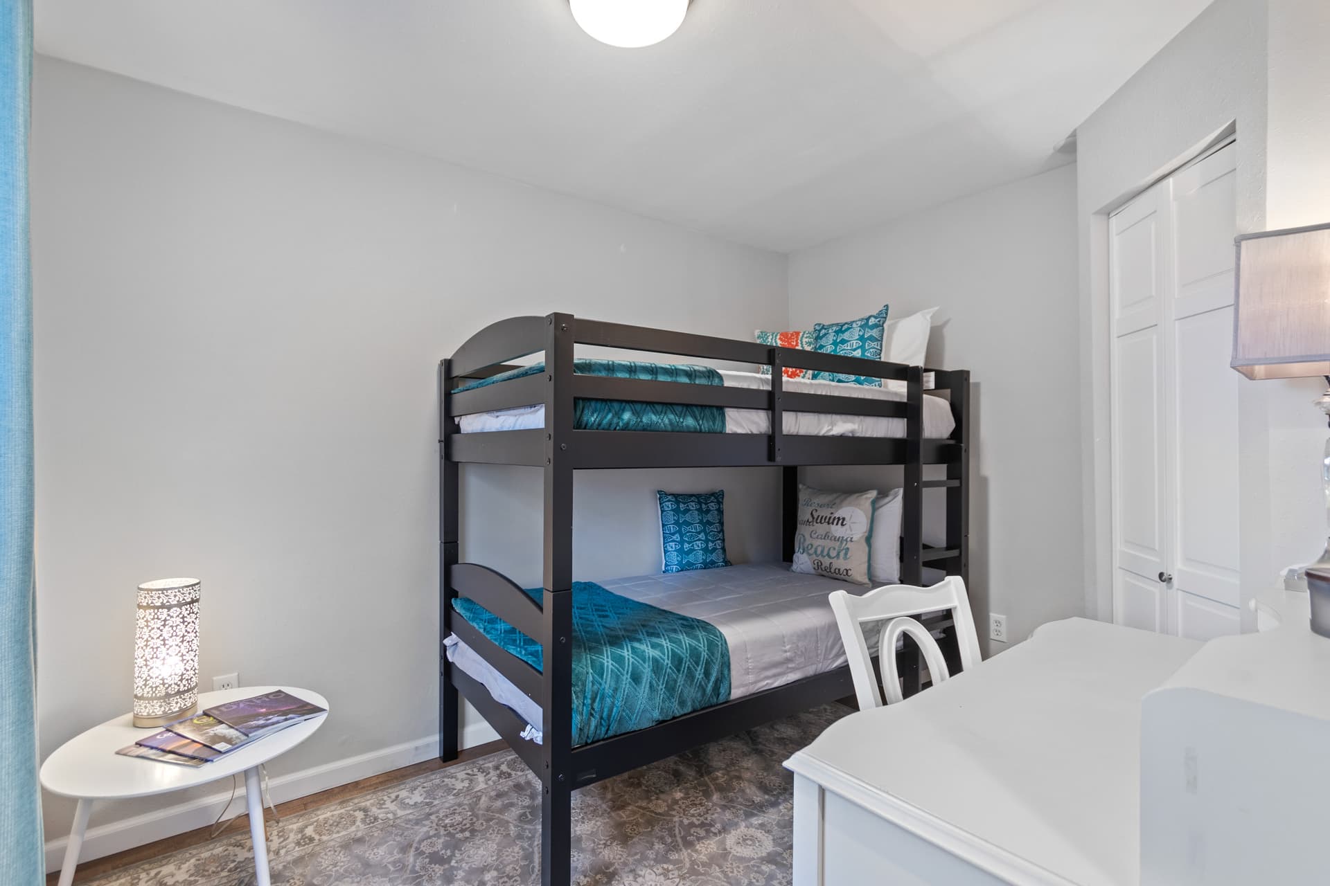 Cottage On The Corner - Image 20