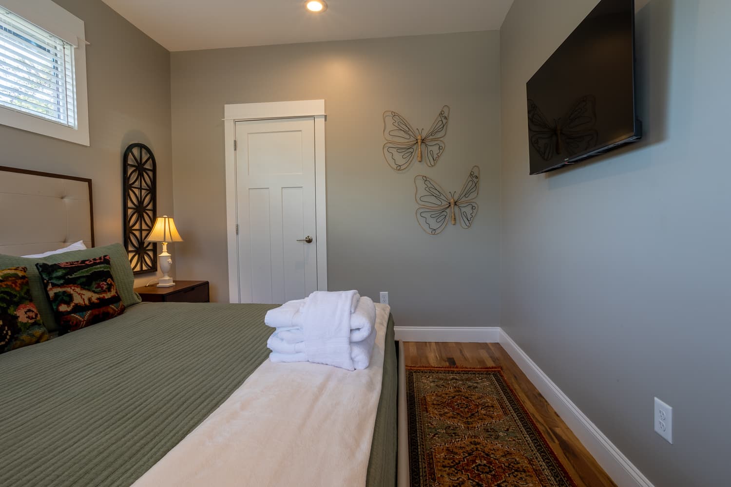 Way Downtown - Image 35