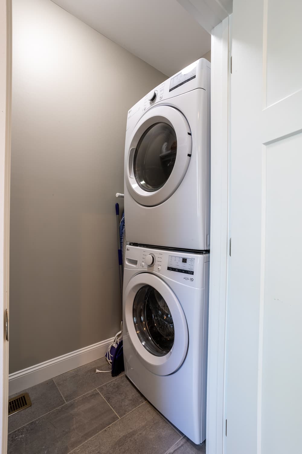 Way Downtown - Image 38