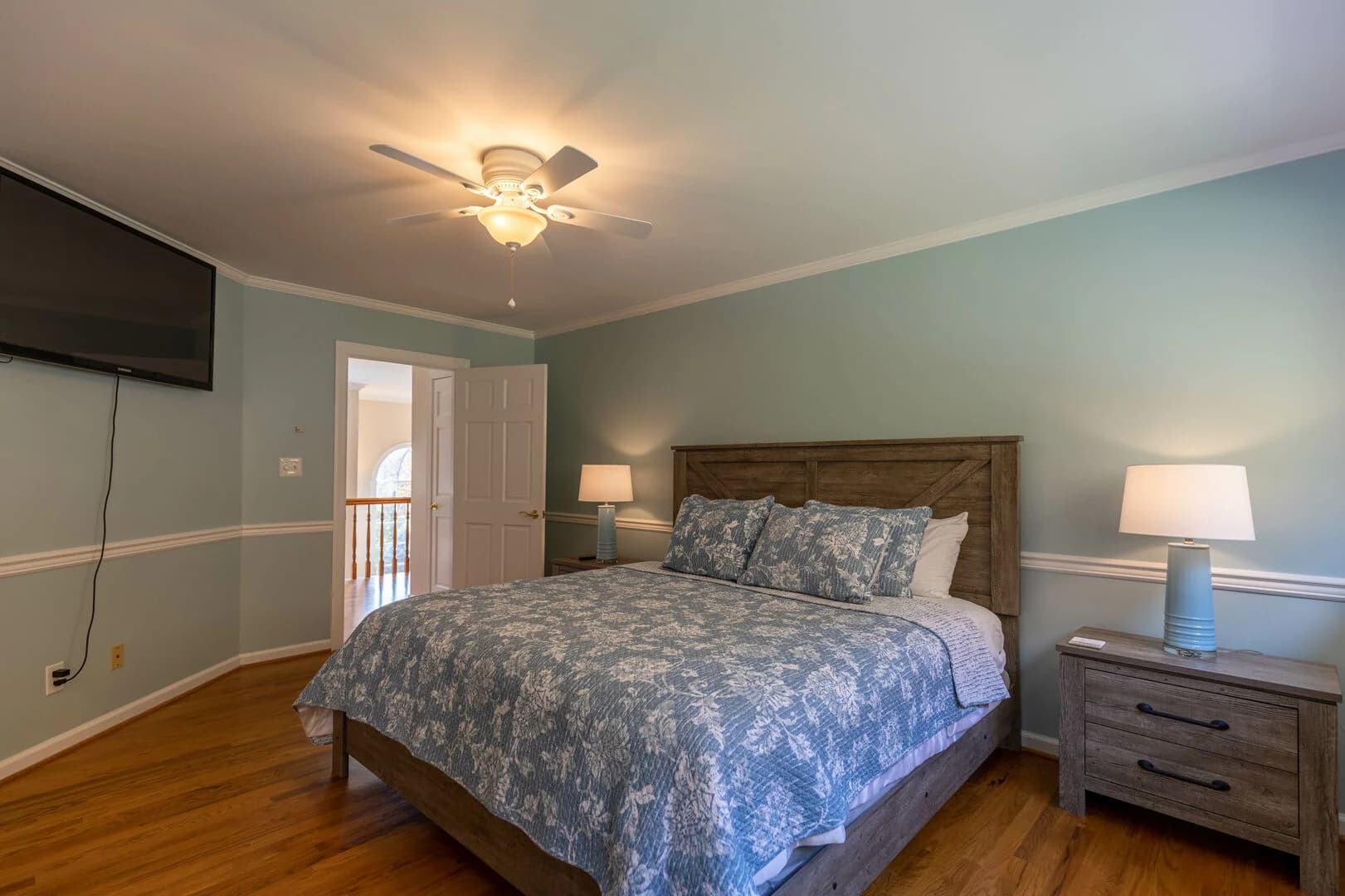 Boone Gem - Image 25