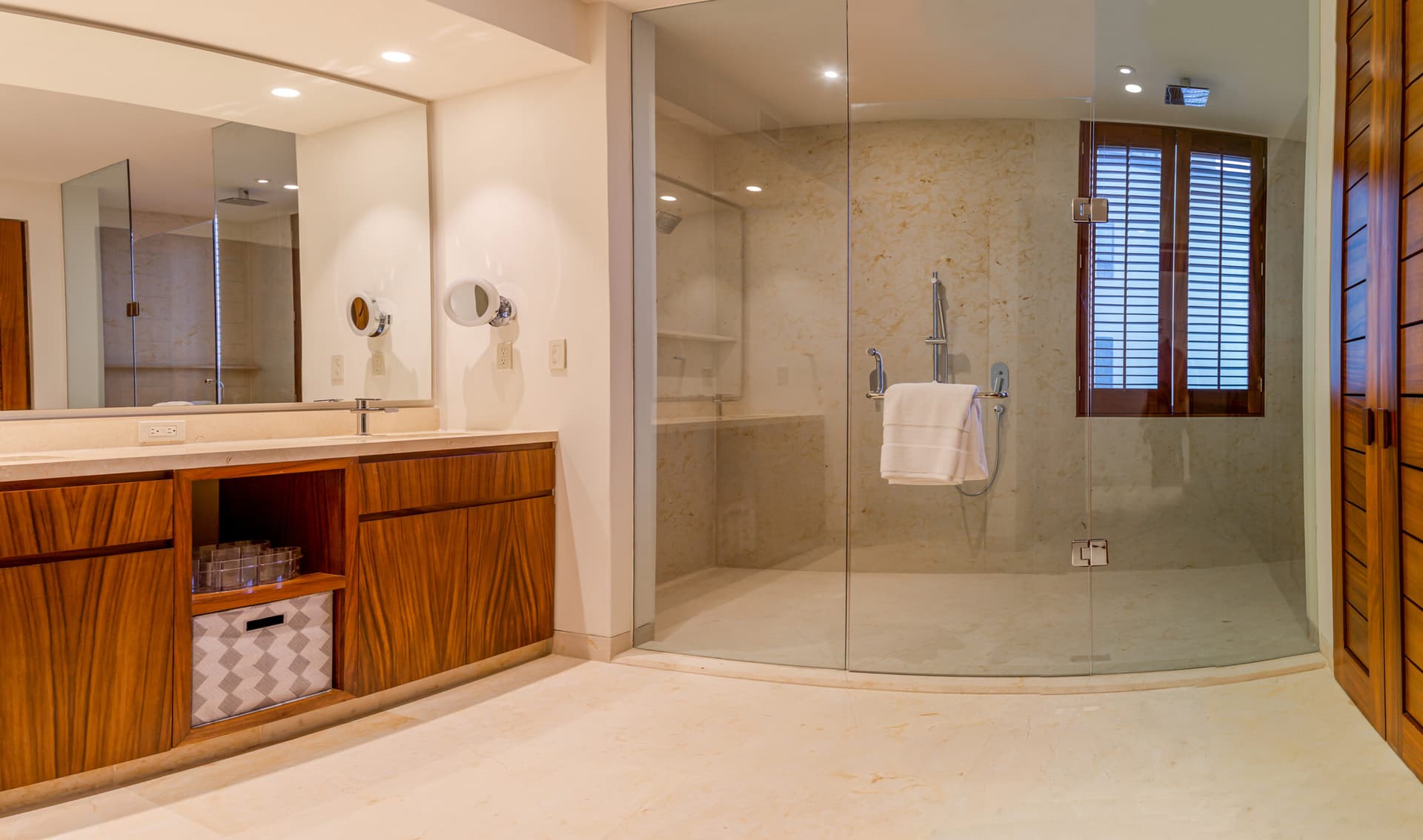 Tau Residences #421 - Image 17