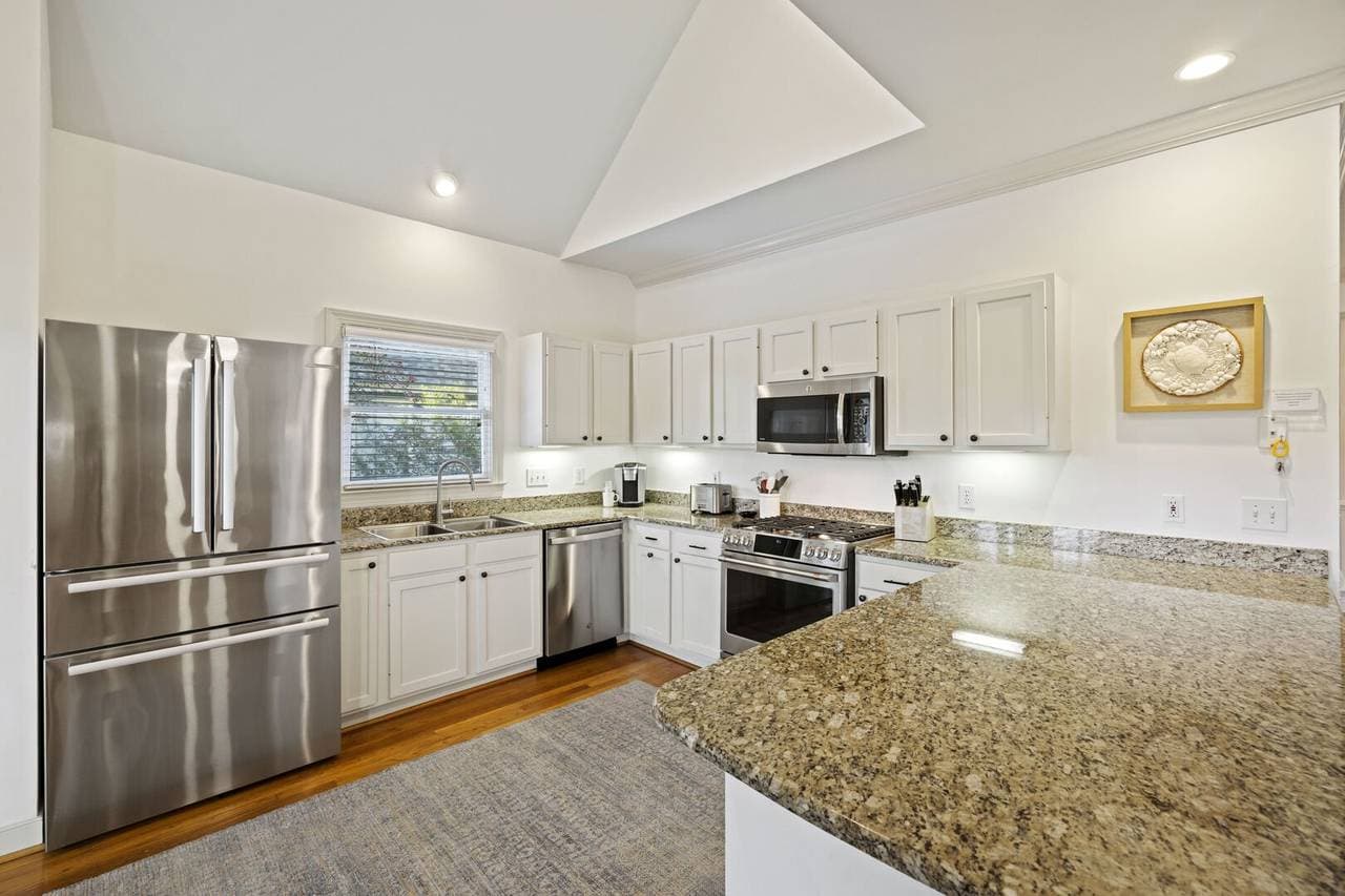 Silver Moss - Image 8