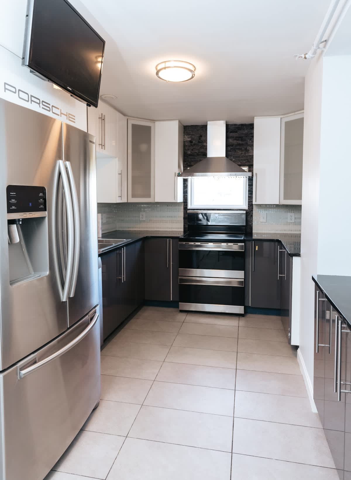 Breakhouse Haven - Image 17