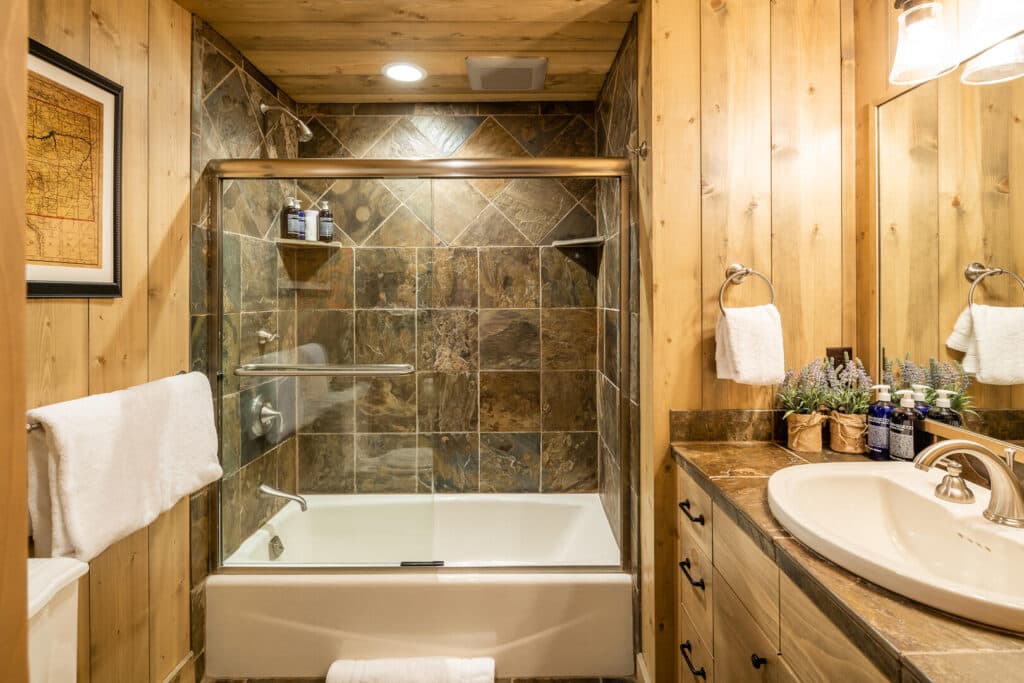 Renegade House - Image 10